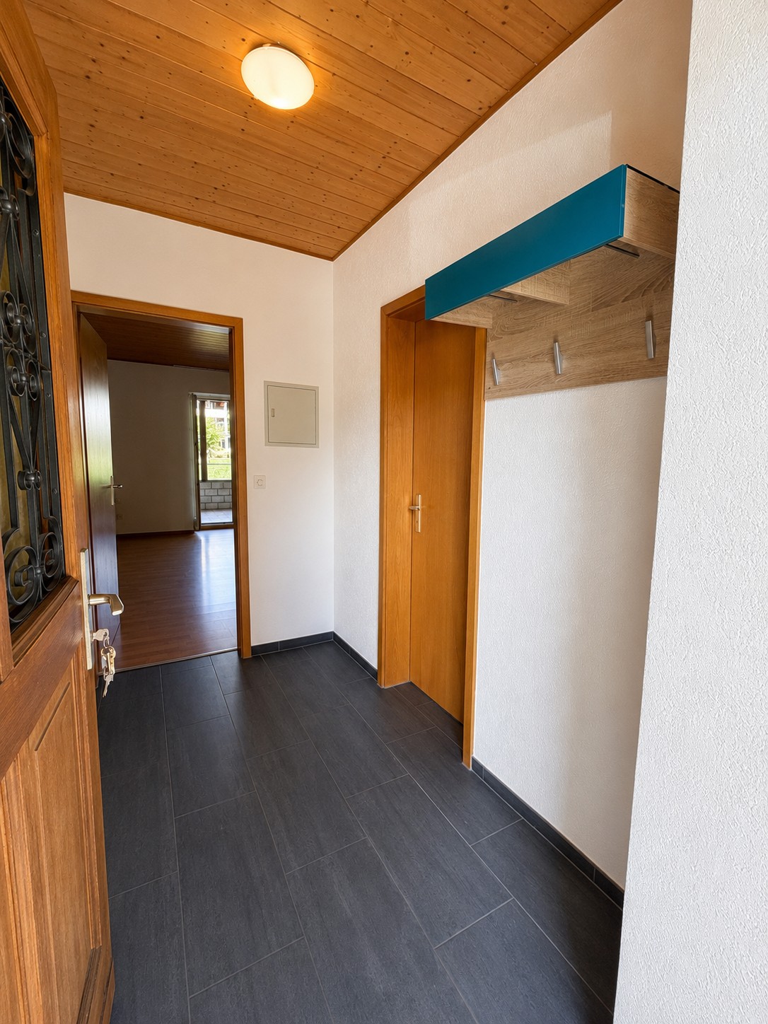 2 rooms apartment, photo 1 of 10