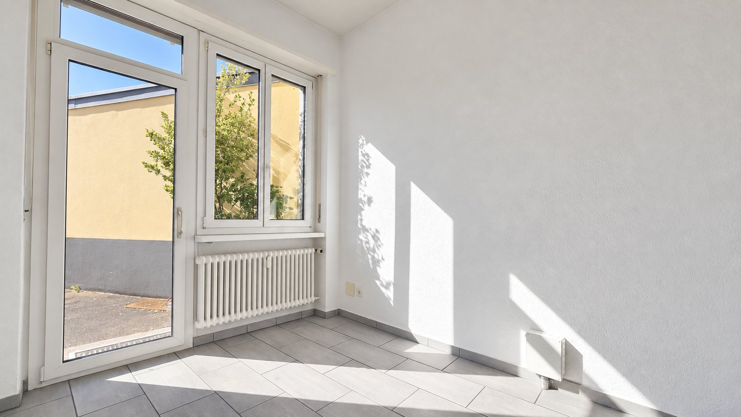 95m² commercial, photo 9 of 10