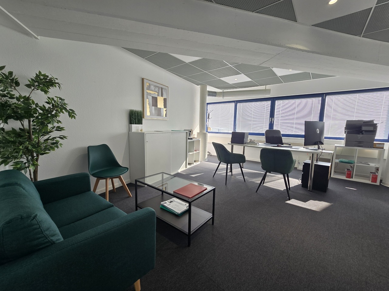 271m² office, photo 7 of 9