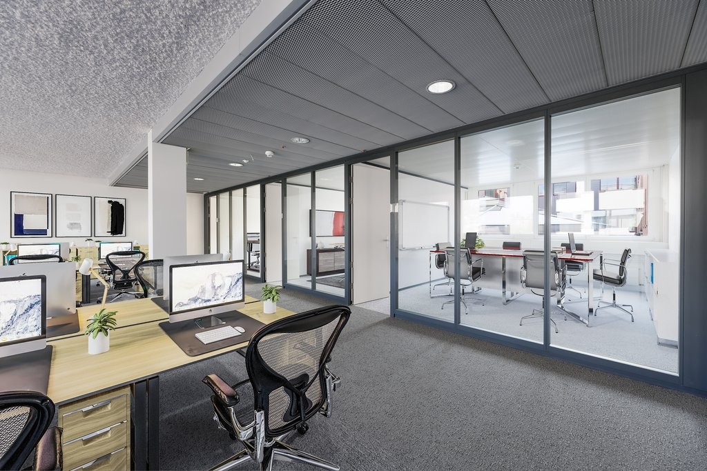 400m² office, photo 2 of 7