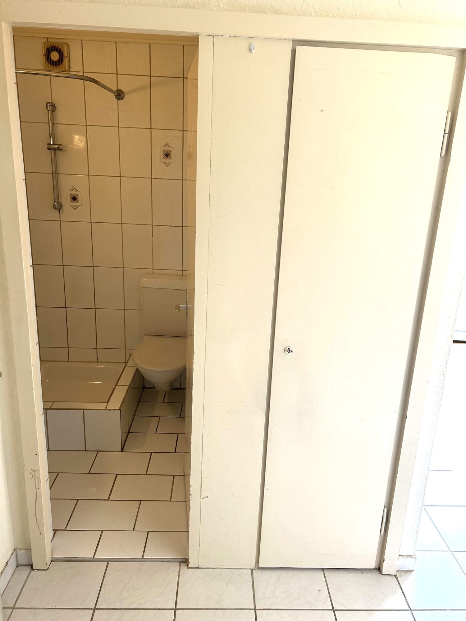 1 room apartment, photo 5 of 6