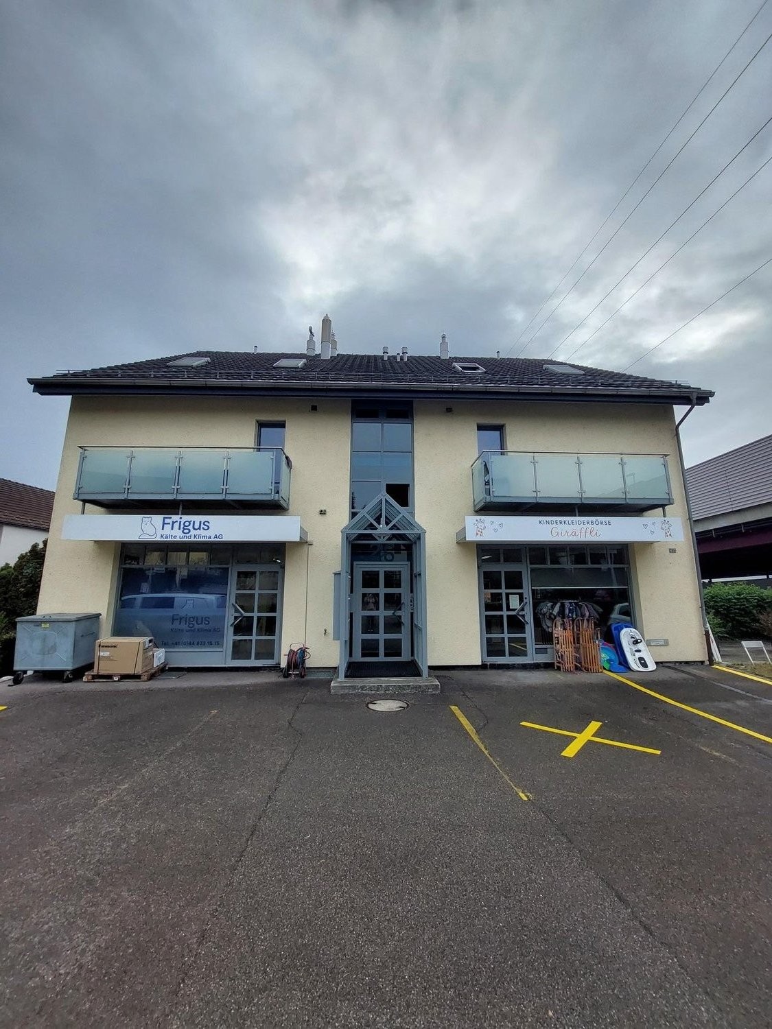 60m² commerciale