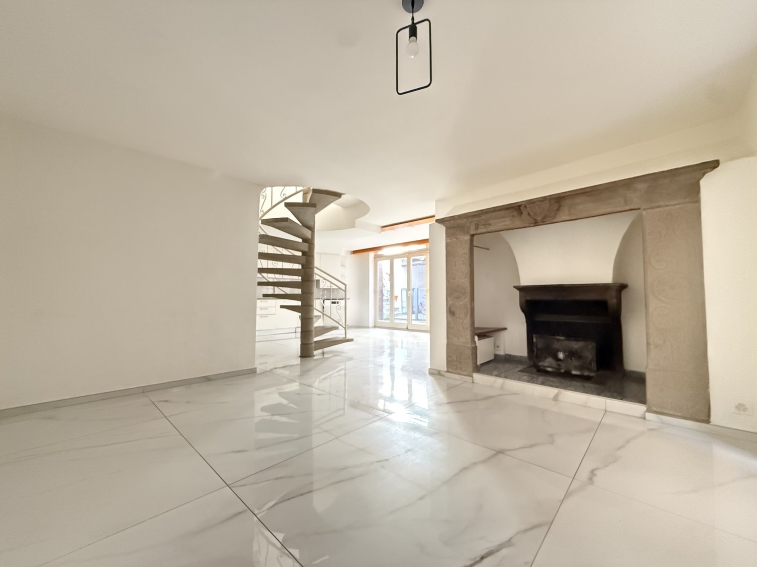 5 ½ Zimmer Wohnung, Foto 2 von 9