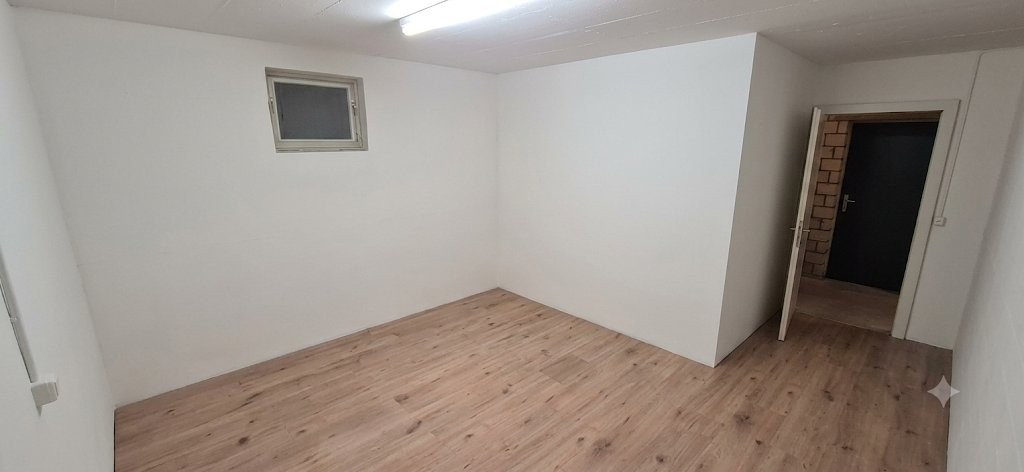 Hobby room, photo 3 of 4