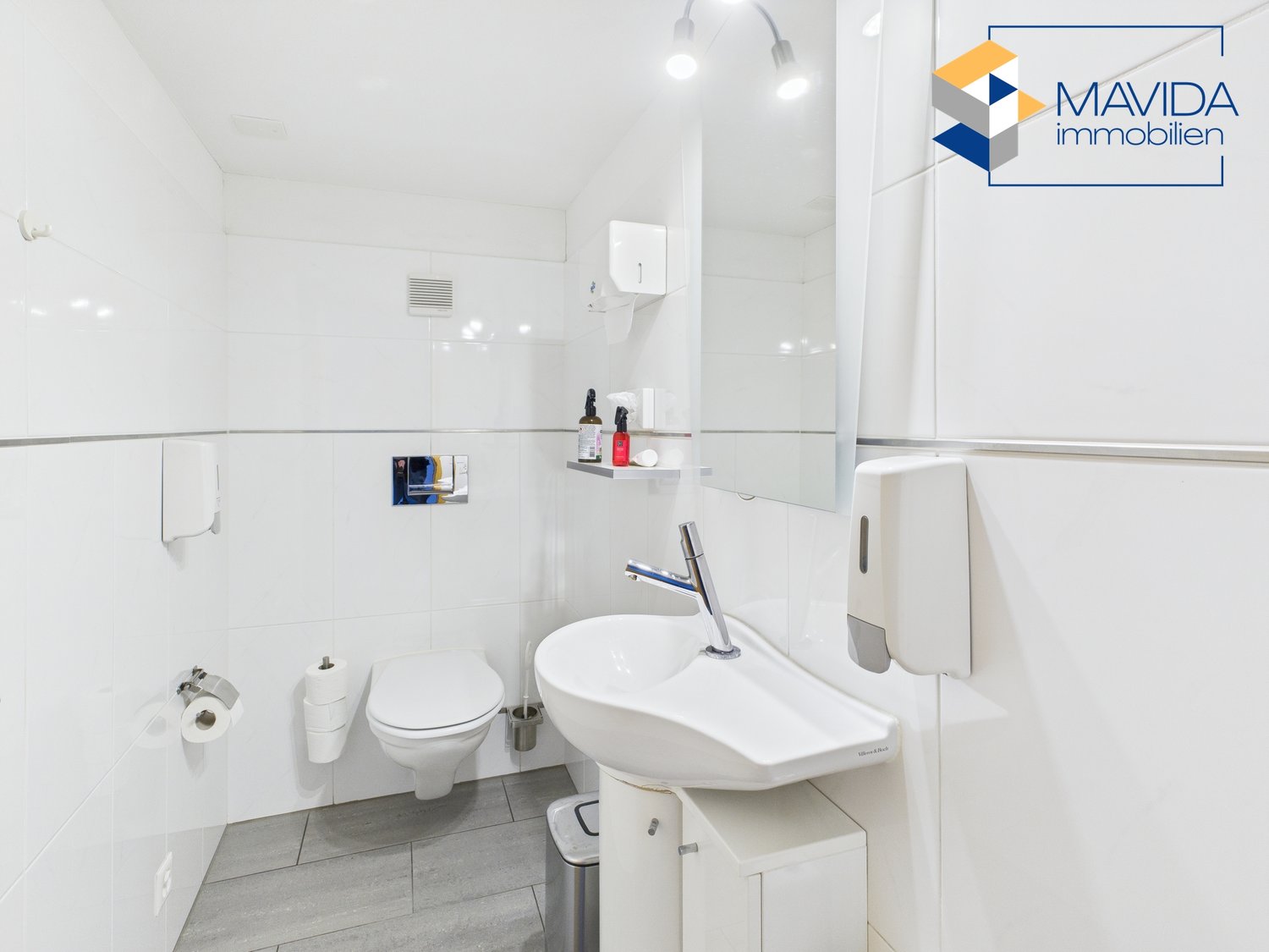 27m² commercial