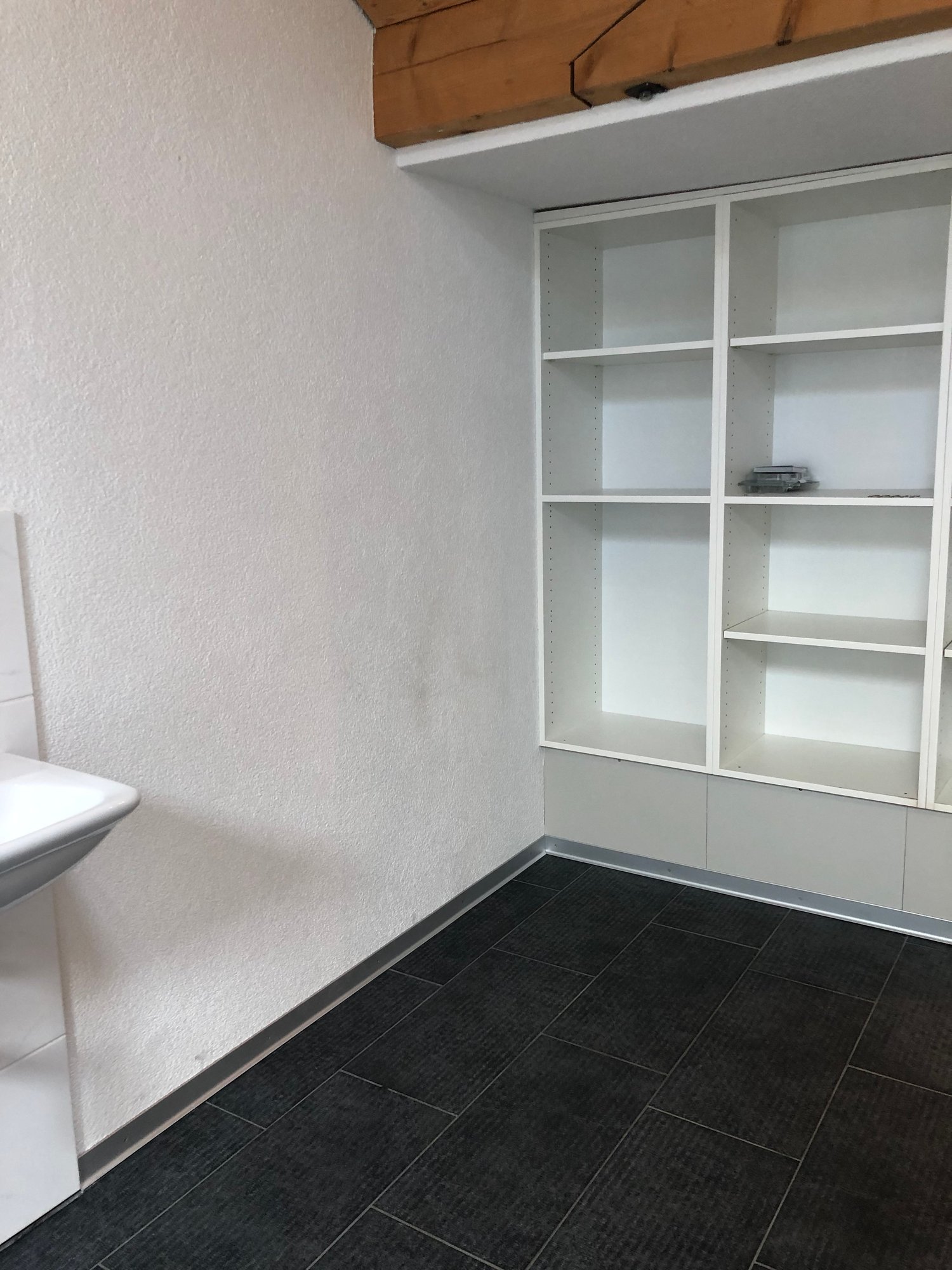 27m² commercial
