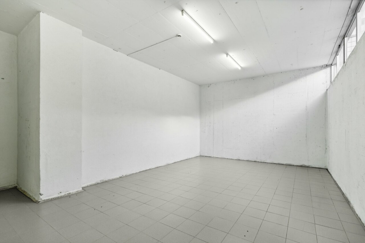 422m² storage room, photo 5 of 10