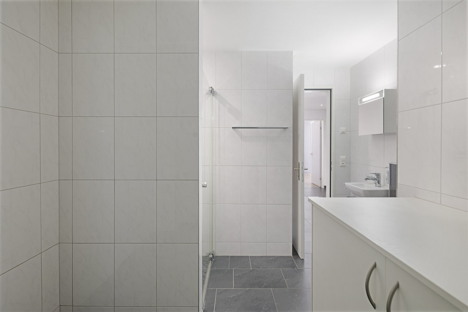 5 ½ pièces appartement avec terrasse, photo 6 sur 8