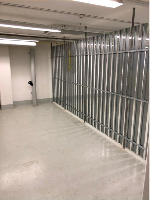 25m² commercial, photo 1 of 4