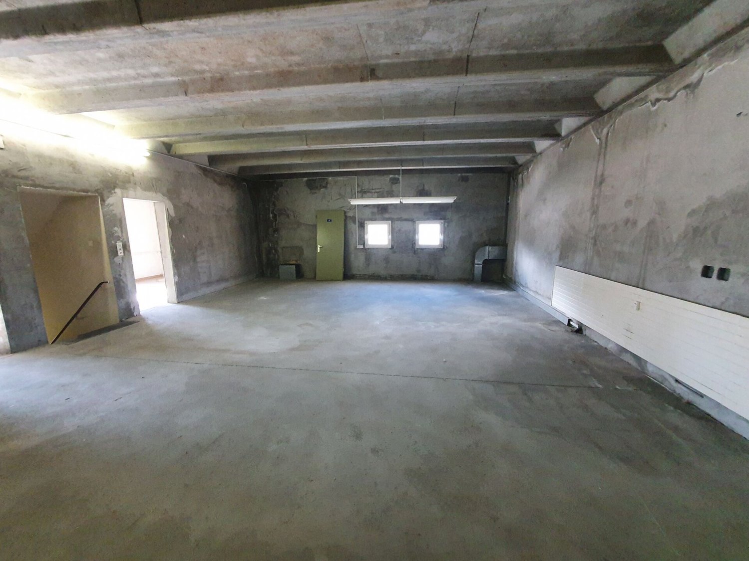 Storage room, photo 4 of 7
