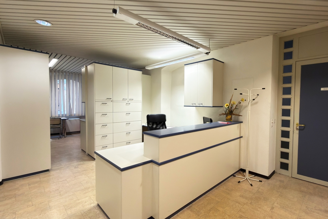 Office, photo 2 of 10