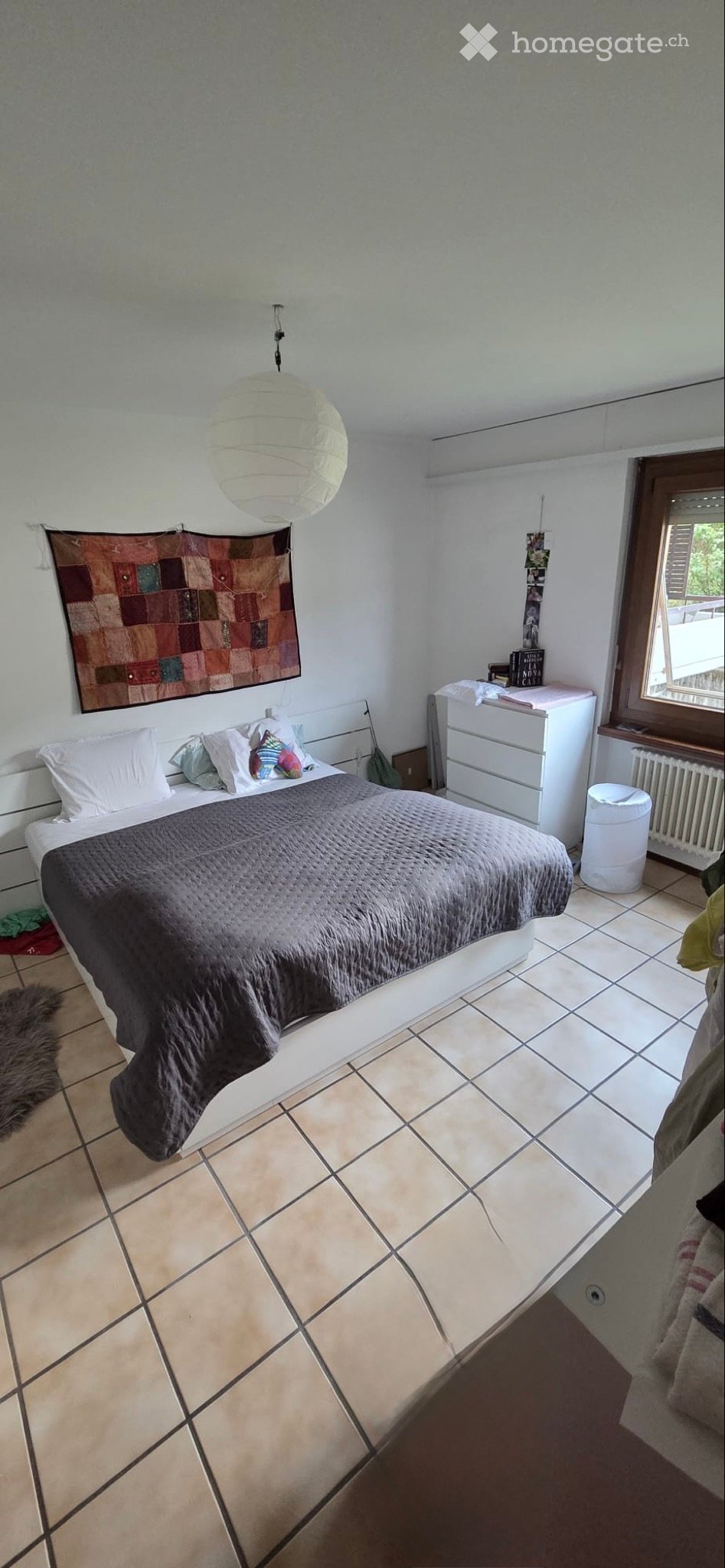 5 rooms apartment