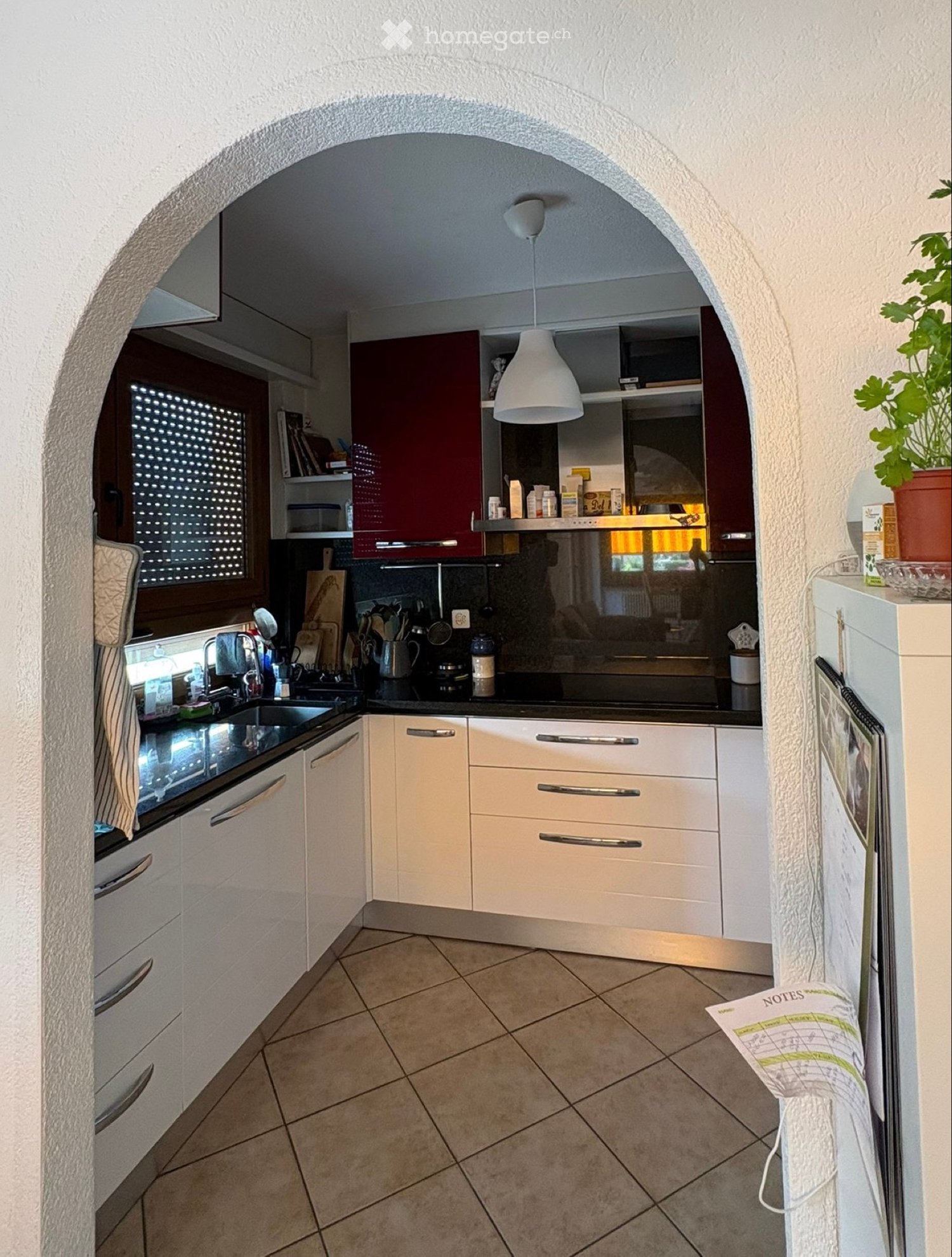 5 rooms apartment