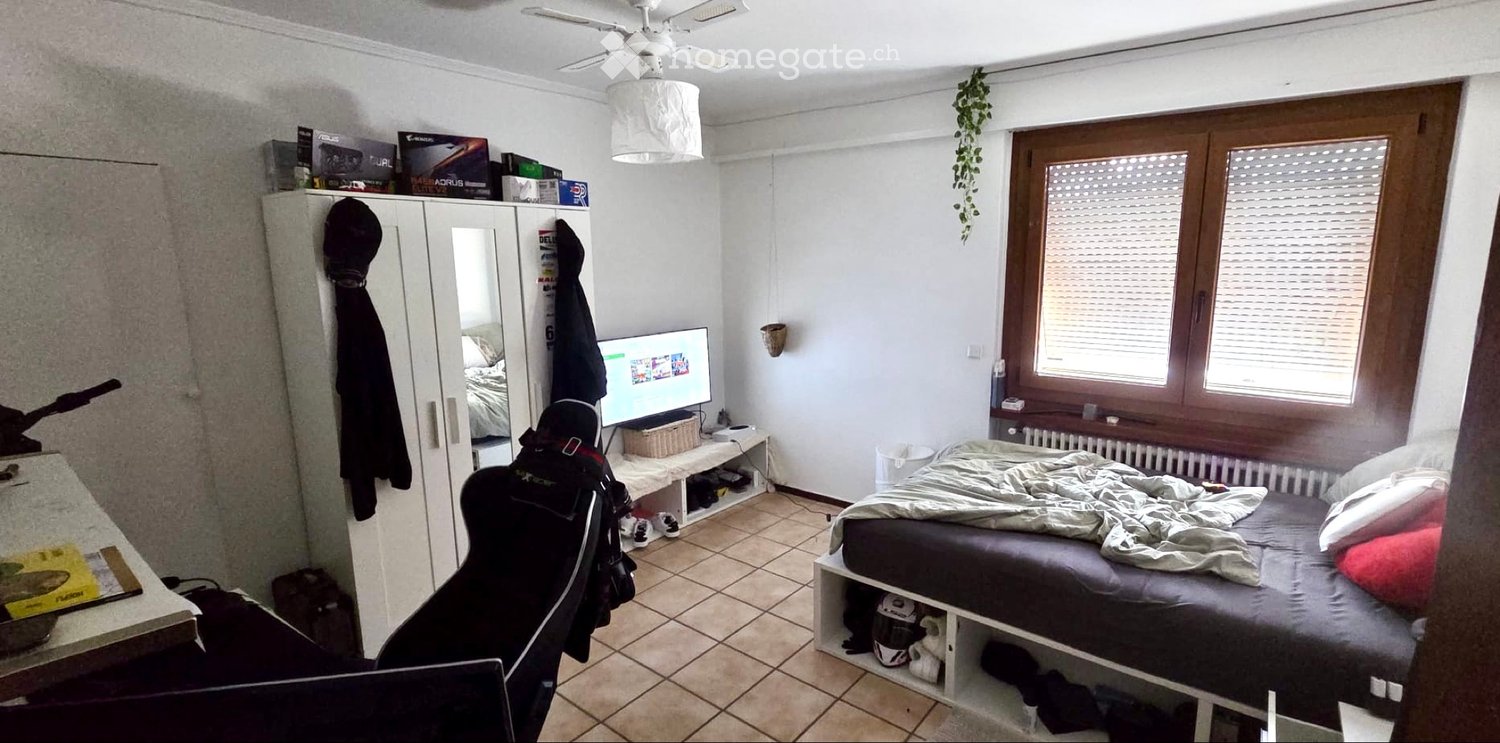 5 rooms apartment