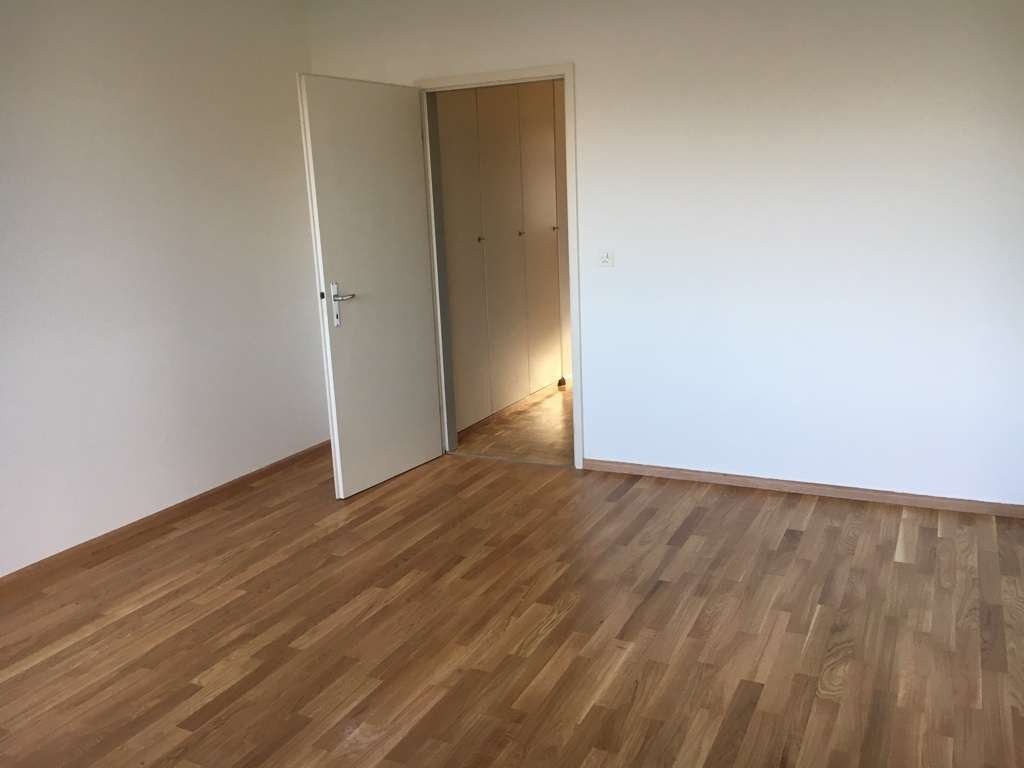 3 rooms apartment, photo 3 of 10