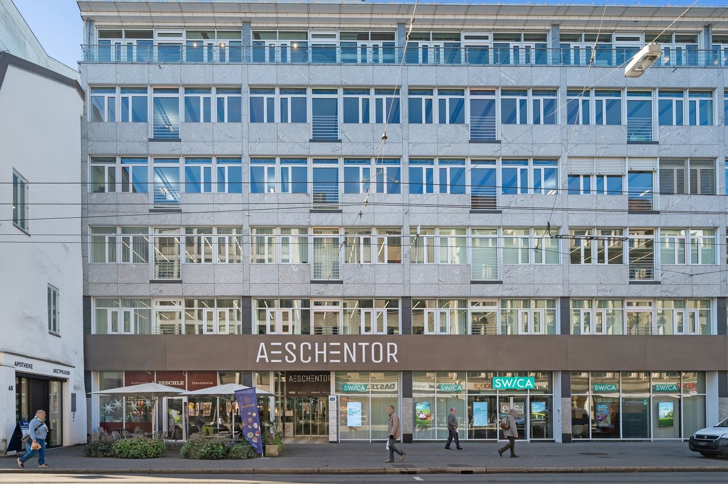 121m² commercial, photo 1 of 4