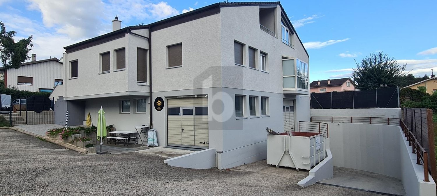 170m² industrial object, photo 2 of 4