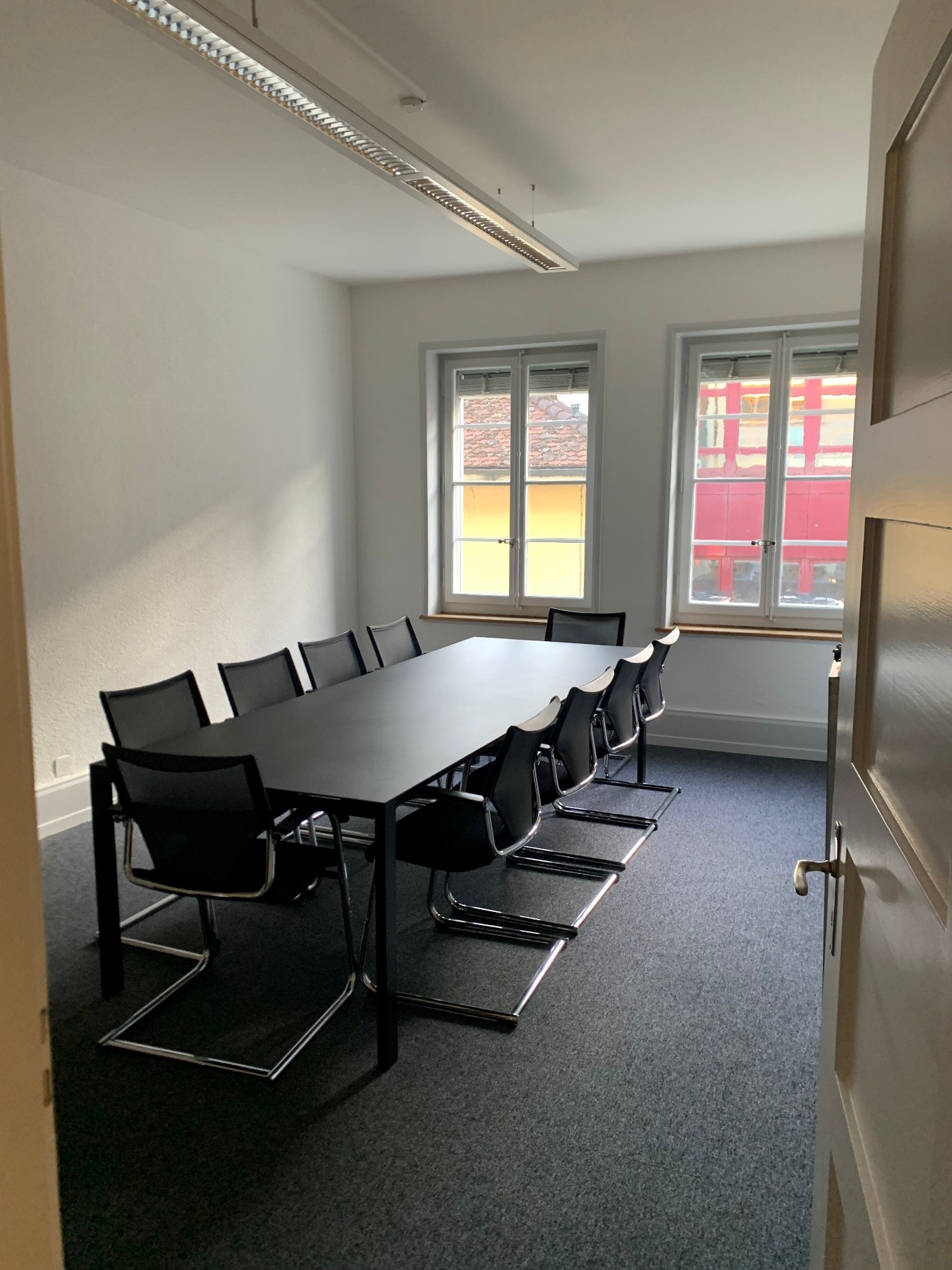 167m² commercial, photo 2 of 10