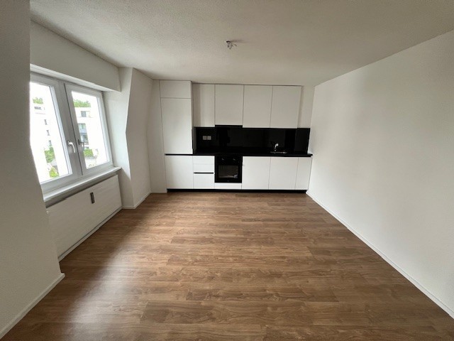 2 rooms apartment, photo 2 of 5