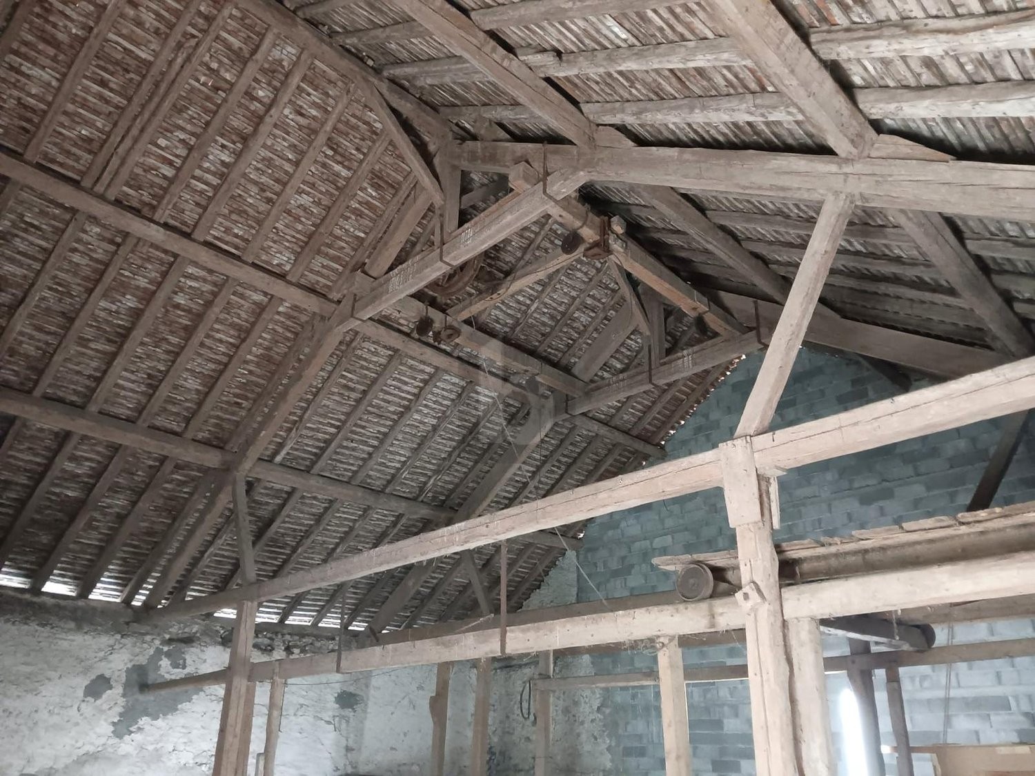 1 room farm house, photo 3 of 4