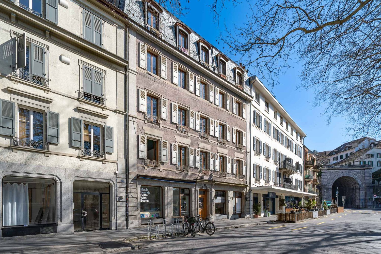 134m² arcade, photo 1 of 5