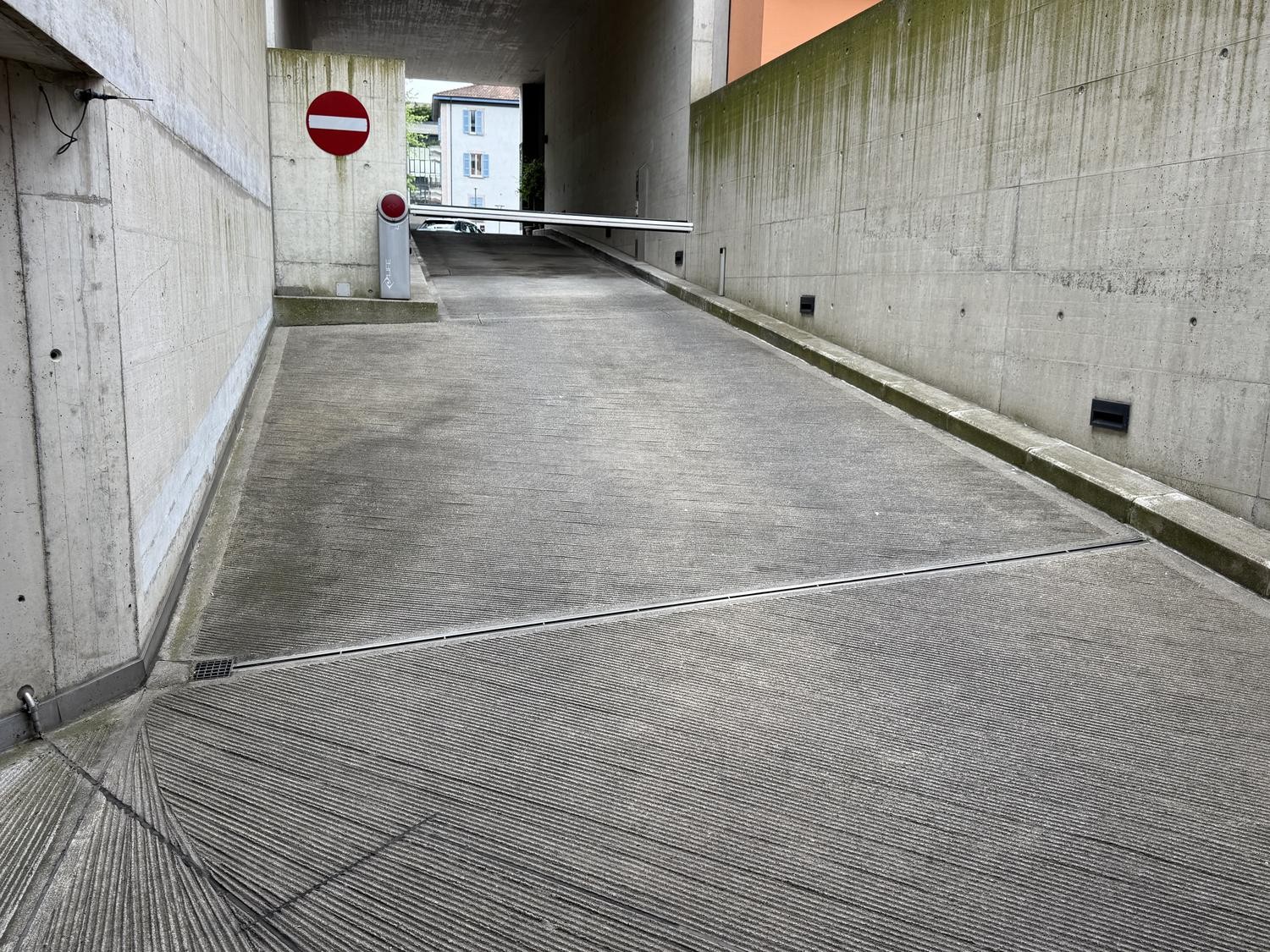 Unterirdischer Parkplatz