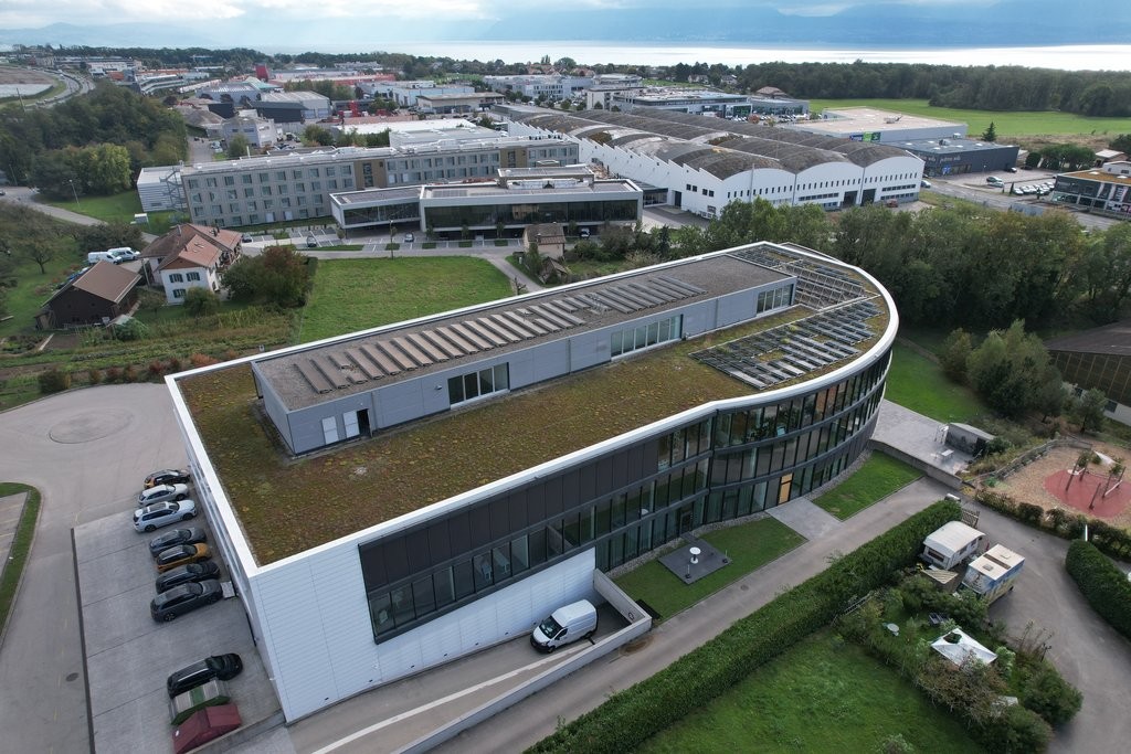 60m² office