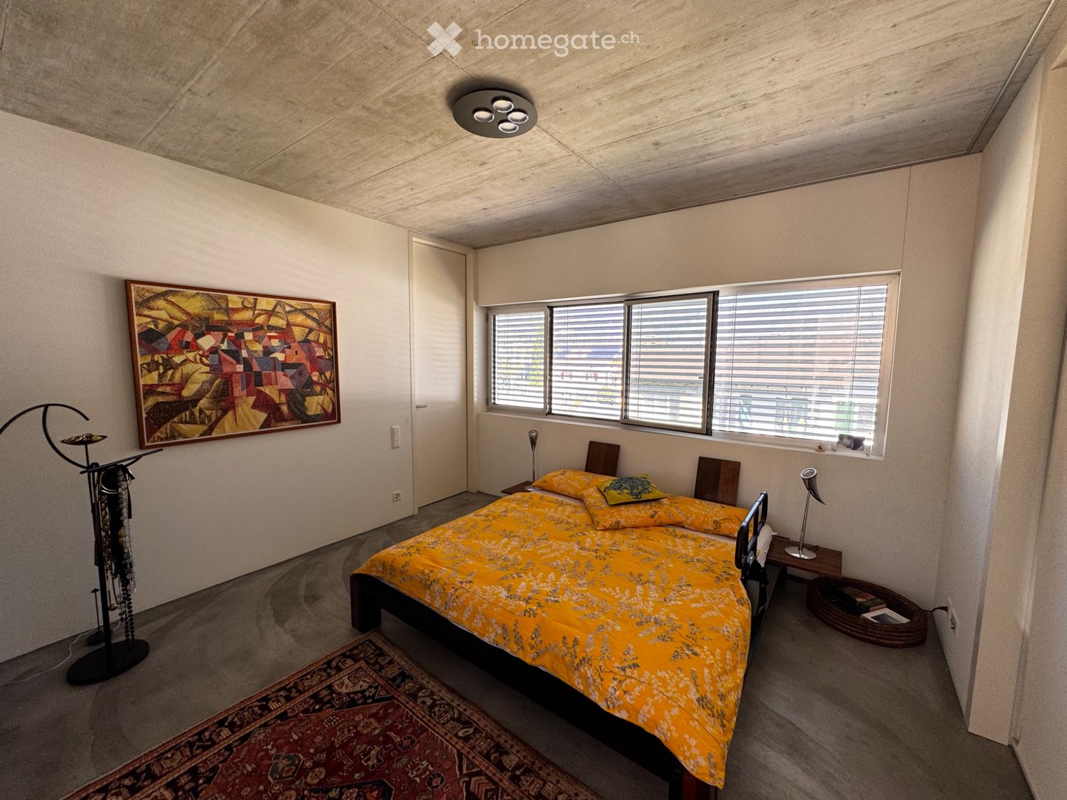 5 rooms apartment