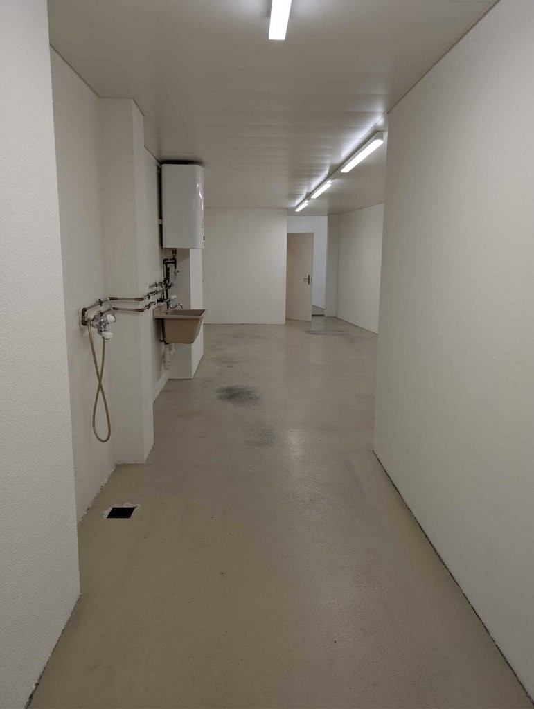 90m² commercial, foto 8 di 10