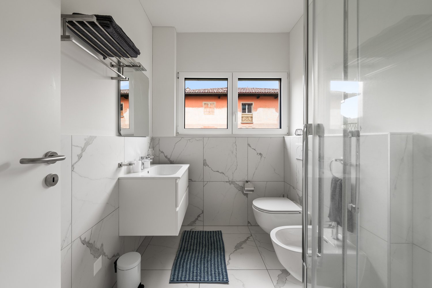 2 ½ rooms furnished flat (6)