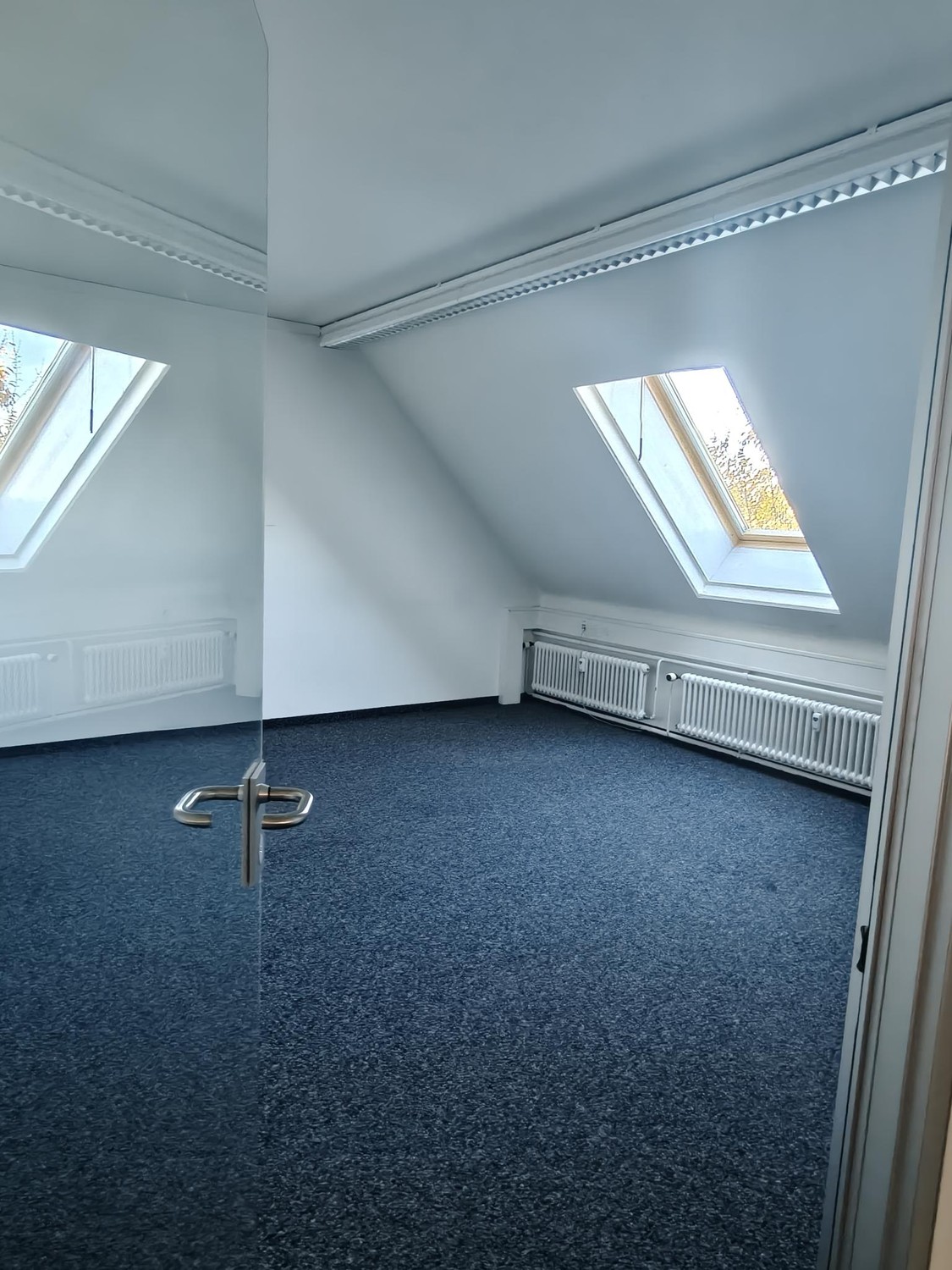 365m² office, foto 1 di 10