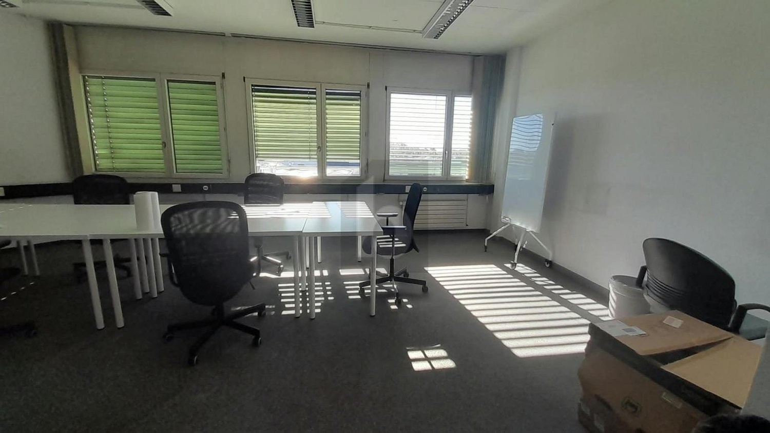 36m² office