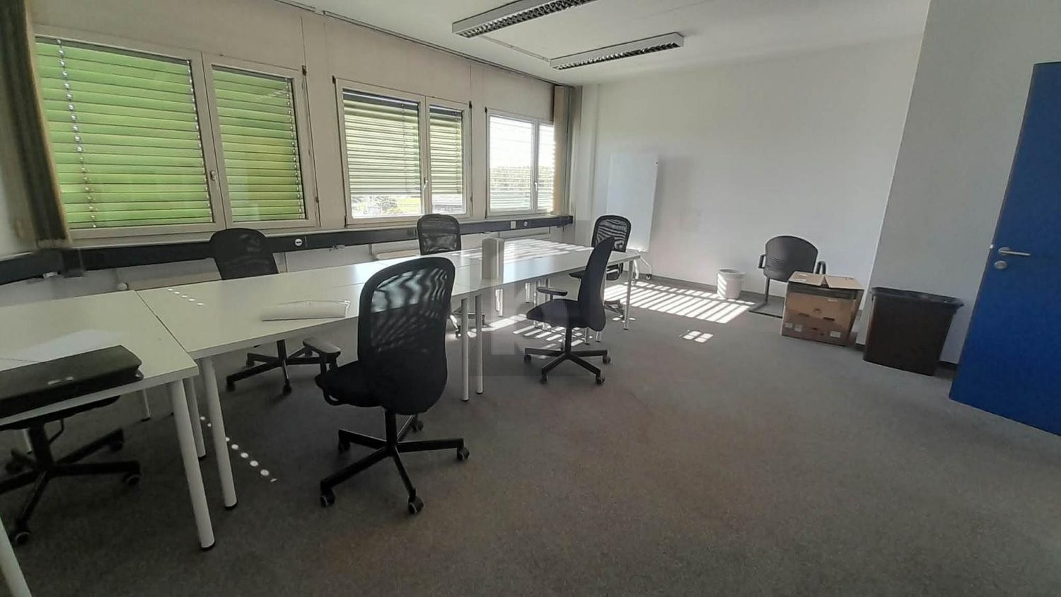 36m² office