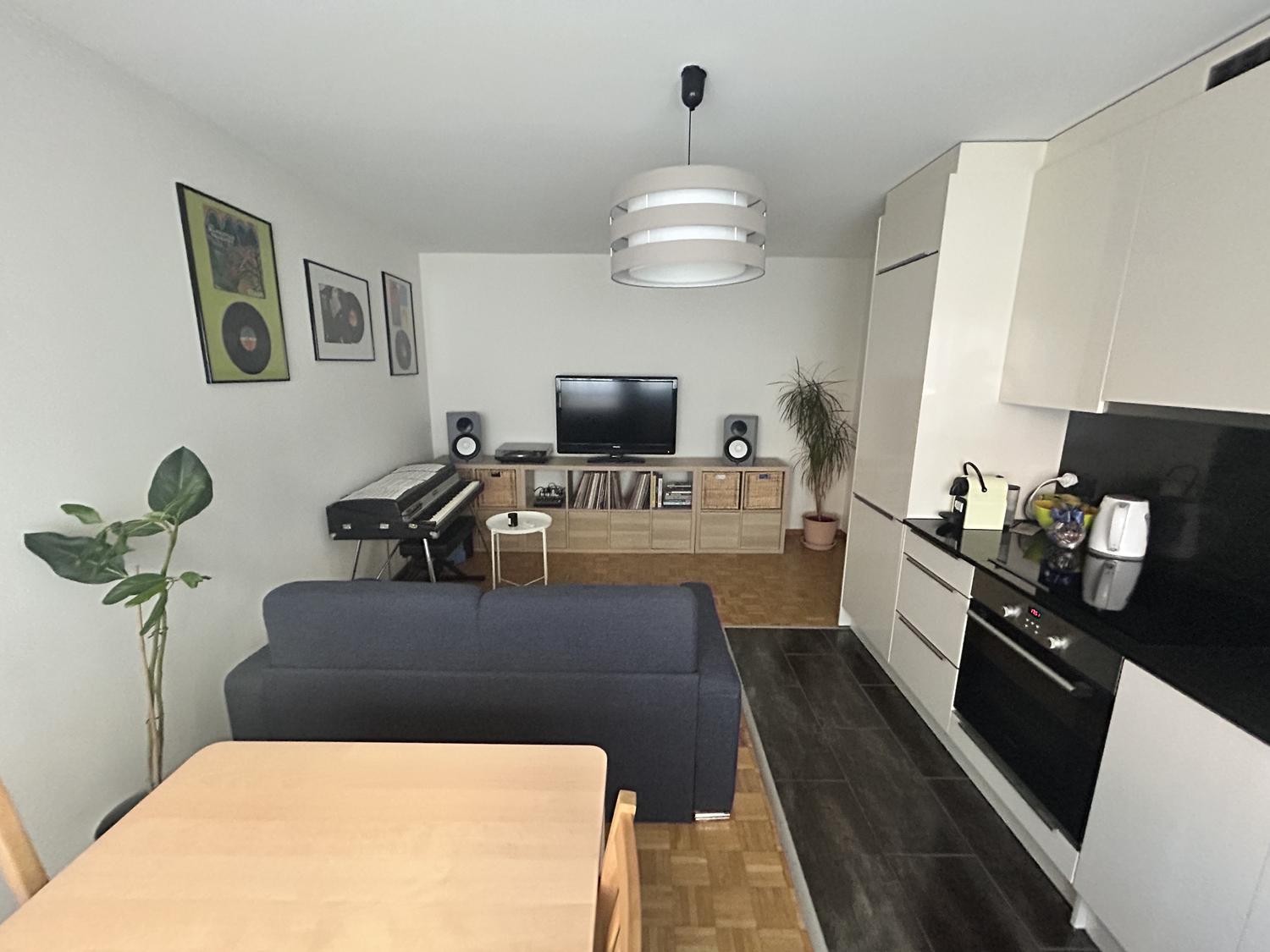 2 rooms apartment, photo 1 of 10