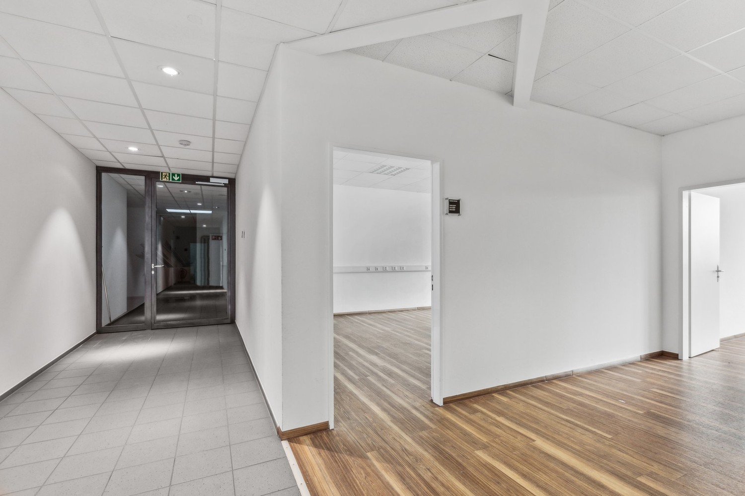 345m² bureau