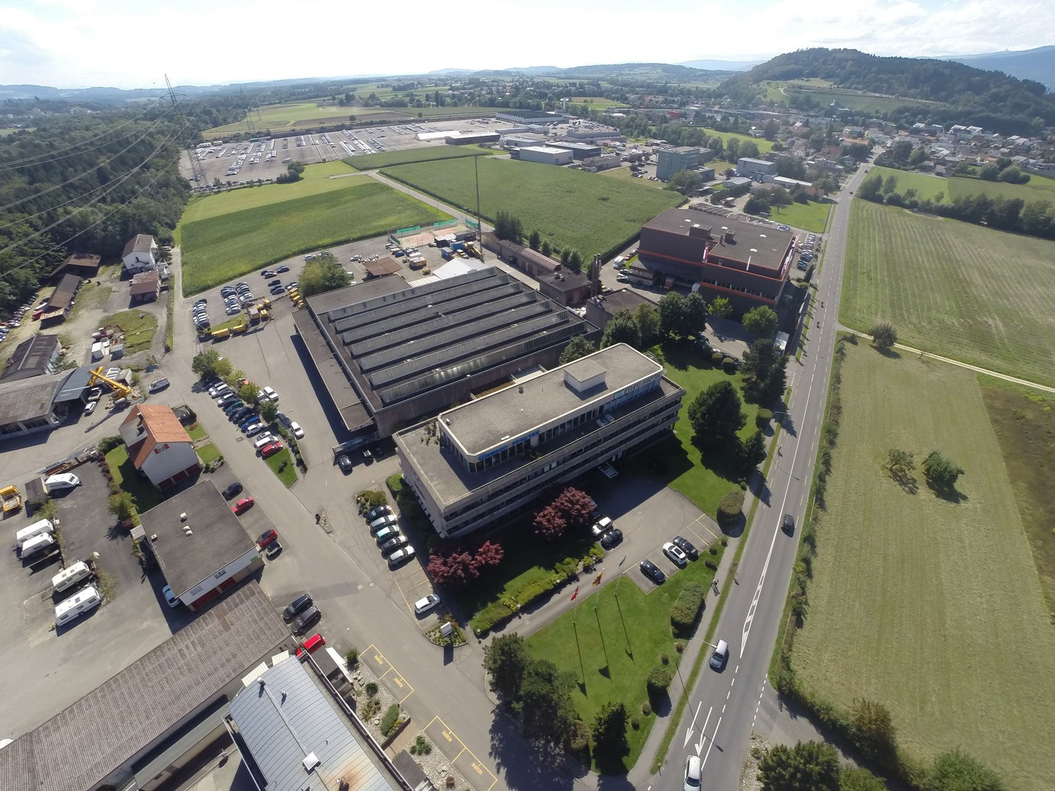 990m² office, photo 3 of 6