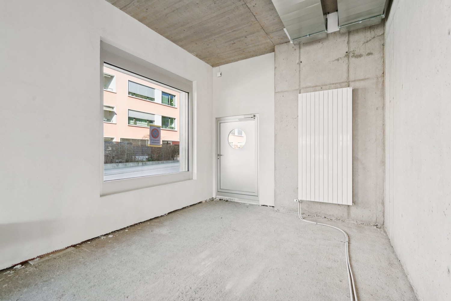 147m² commercial