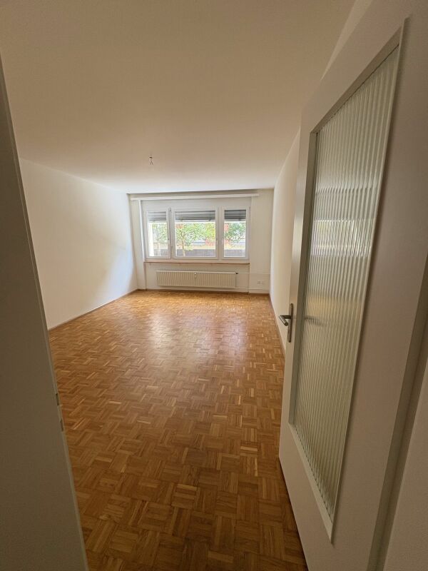 3 rooms apartment, photo 3 of 6