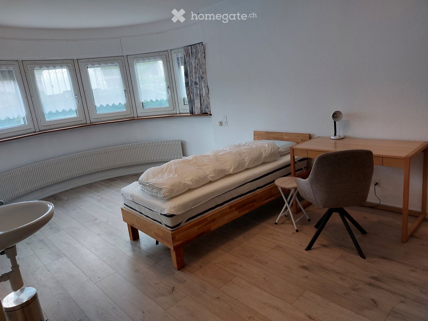 1 room single room, photo 1 of 5
