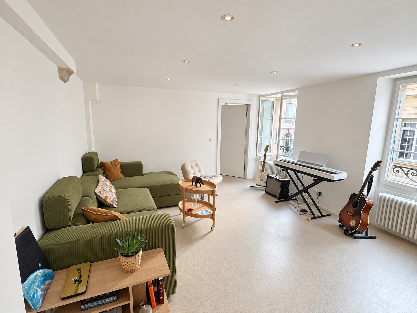 2 rooms apartment, photo 1 of 8