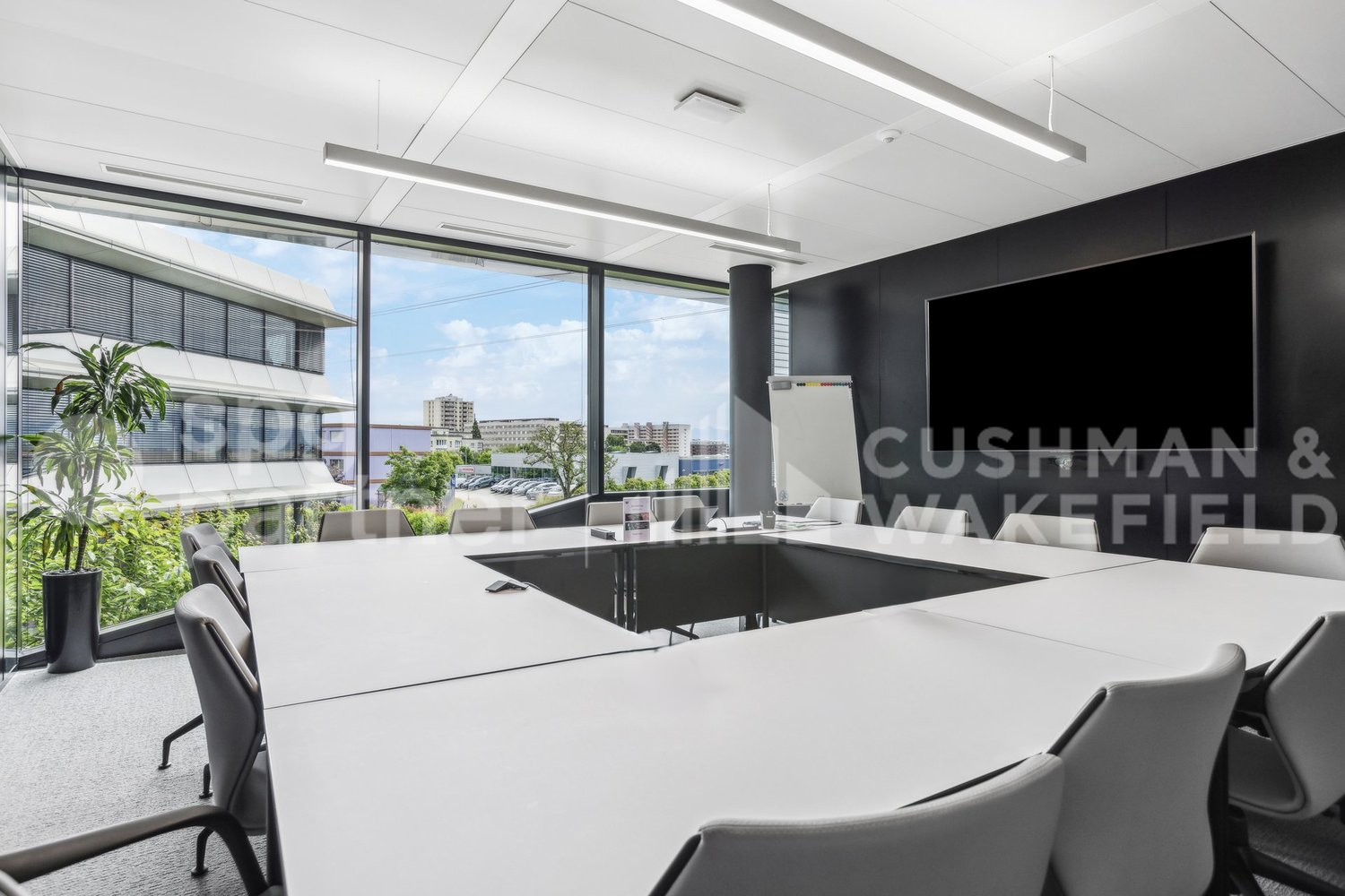 1000m² office, photo 9 of 10