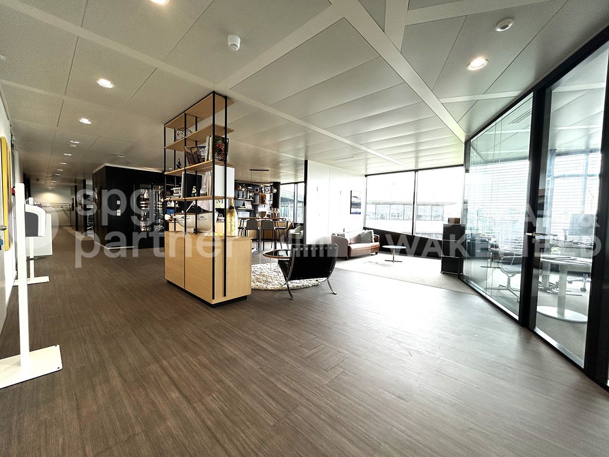 1000m² office, photo 6 of 10
