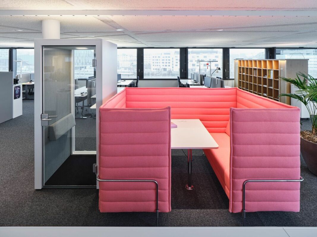 1280m² office, photo 7 of 10