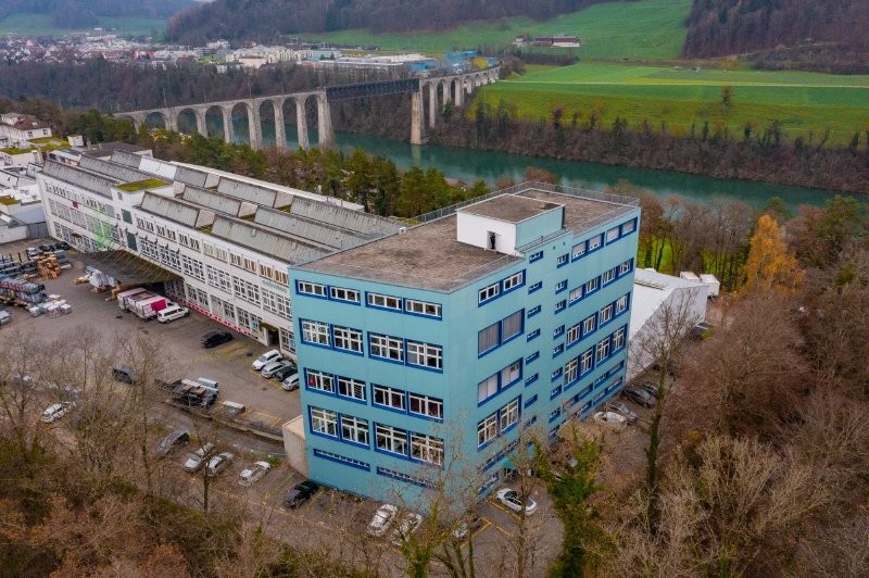 1917m² commerciale