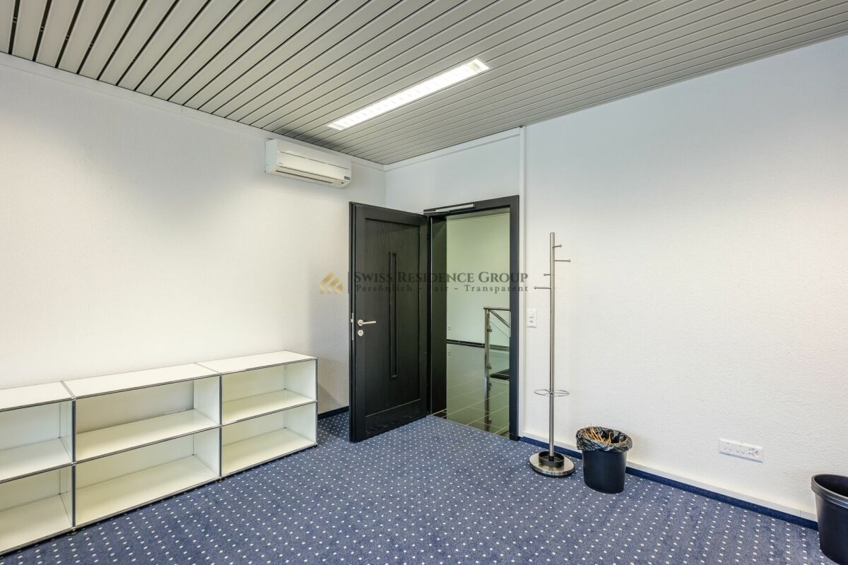 378m² commercial