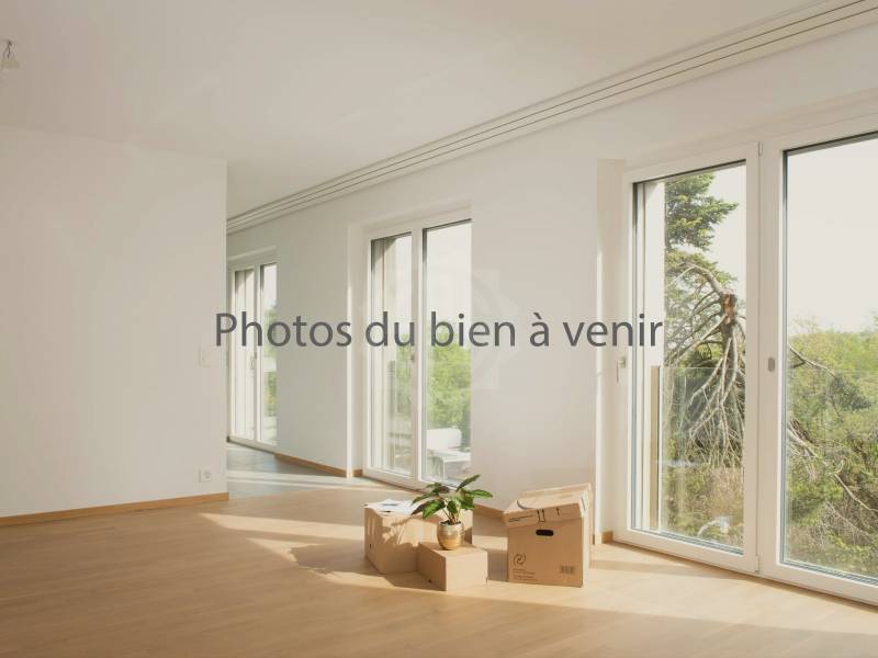 6 rooms apartment
