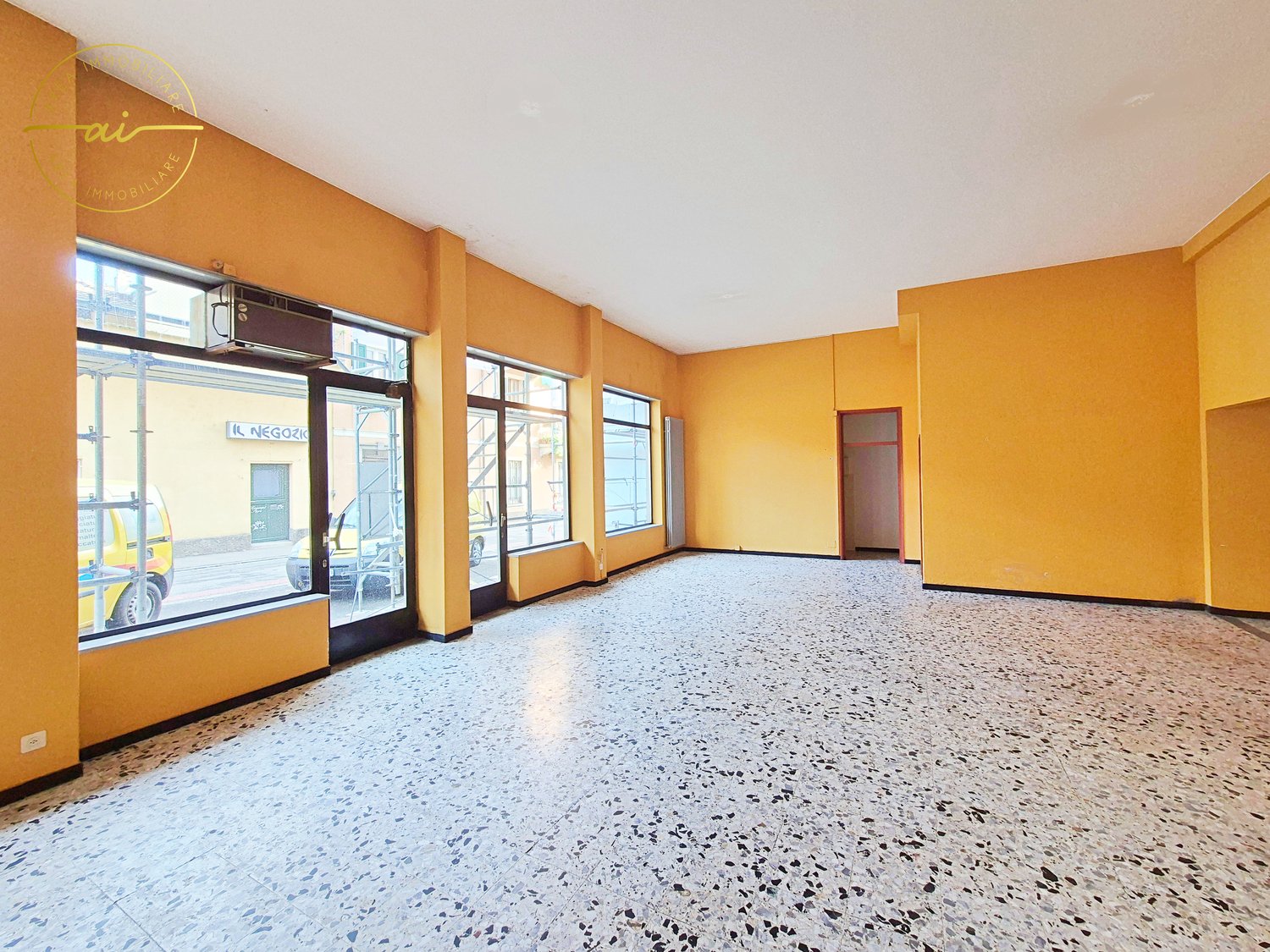 Office, photo 1 of 4