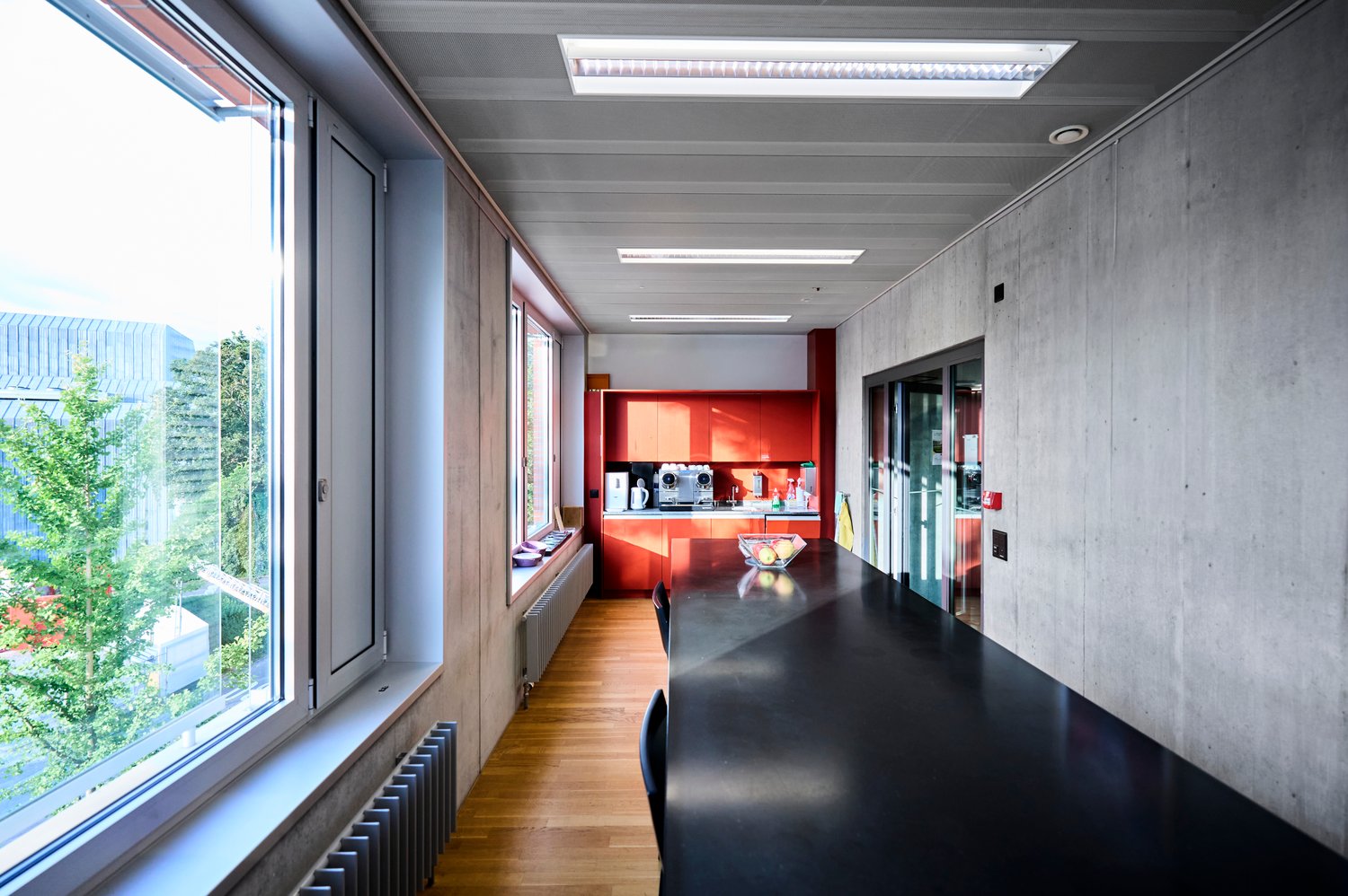 828m² office, photo 7 of 10