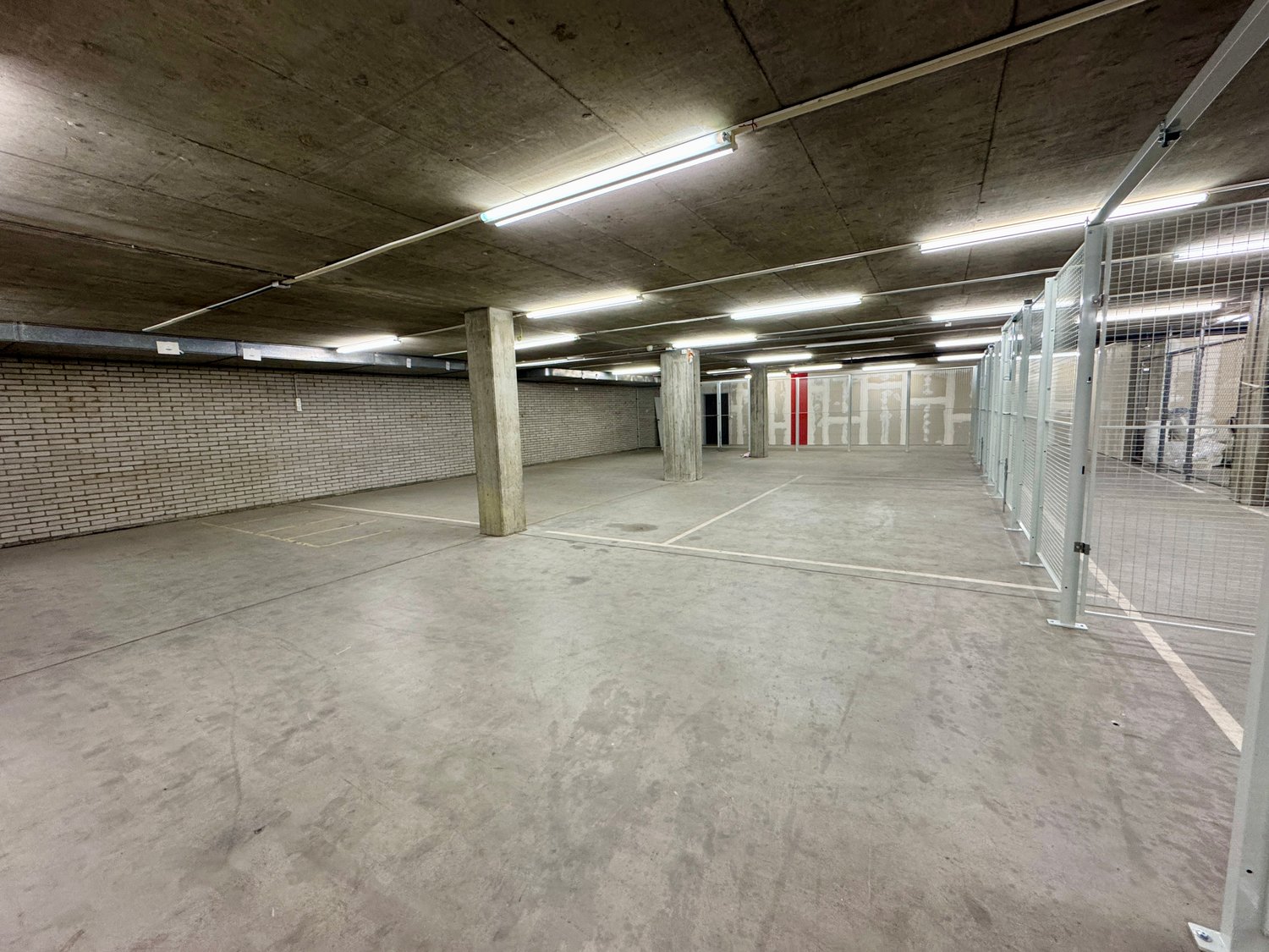 76m² di deposito, foto 7 di 9
