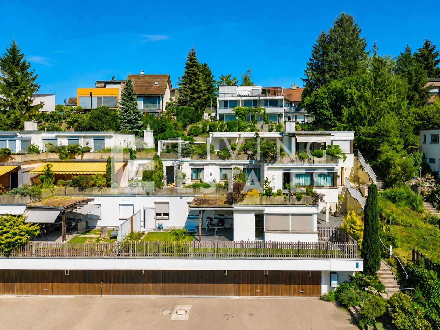 Appartamento con terrazza di 4 ½ locali, foto 1 di 10
